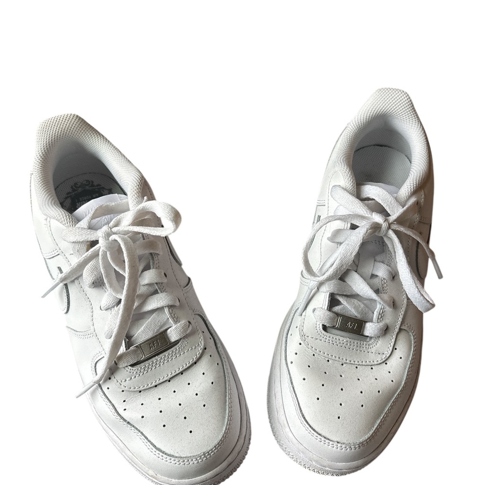 Nike Air White Sneakers Low-Top Youth Size 7